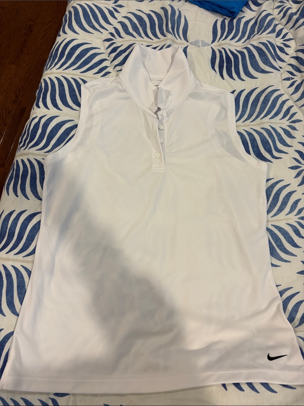 Nike Women’s Sleeveless white Athletic Dri-Fit Polo Tank